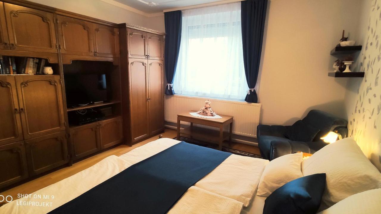 דירות פוניארצוושהג' Papp Apartmanhaz מראה חיצוני תמונה