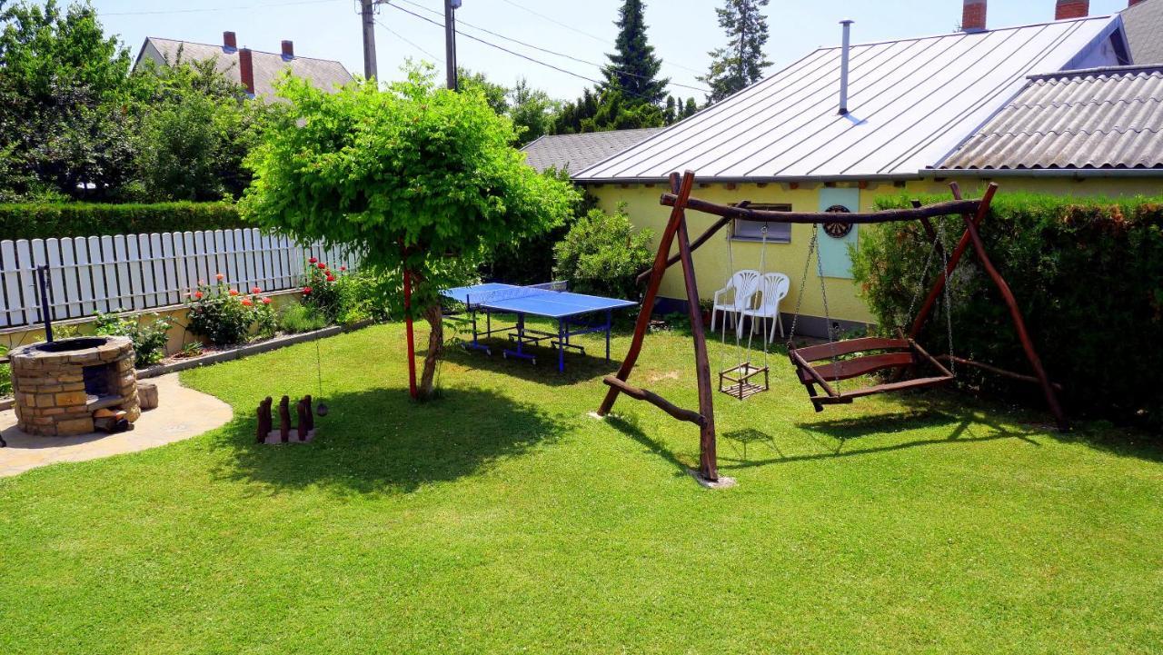 דירות פוניארצוושהג' Papp Apartmanhaz מראה חיצוני תמונה