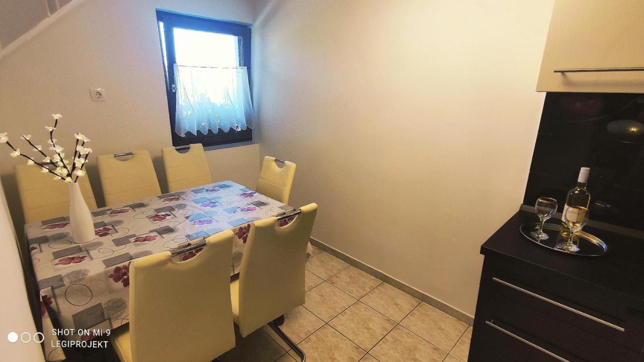 דירות פוניארצוושהג' Papp Apartmanhaz מראה חיצוני תמונה